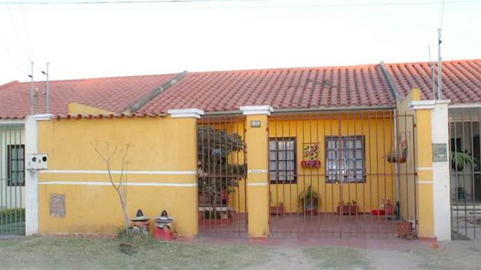 Casa en Pampa de la isla en Santa Cruz de la Sierra 4 dormitorios 3 baños 2 parqueos Foto 4