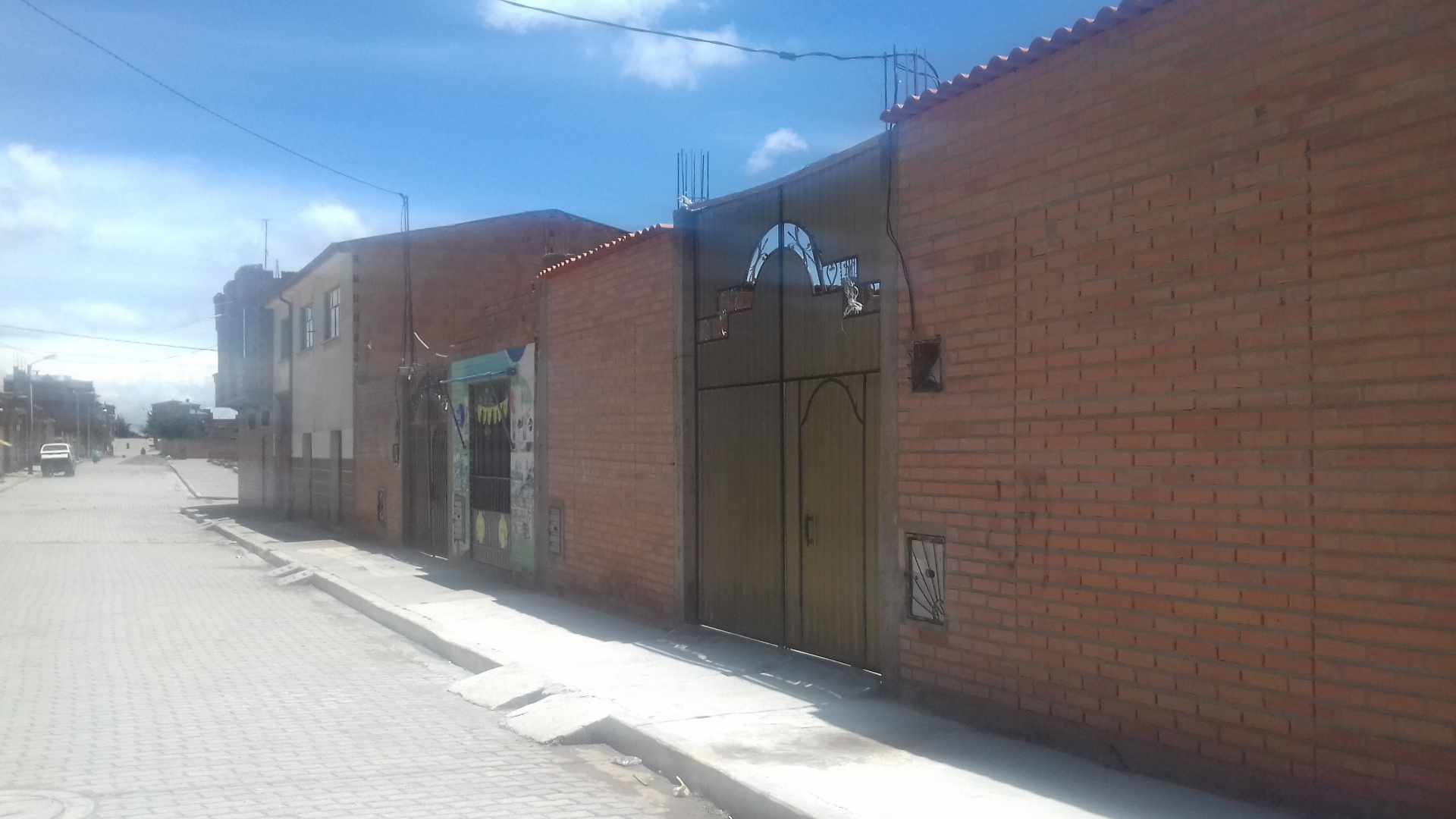 Casa Zona Huayna Potosi Calle Chiuta No.2854 Foto 2