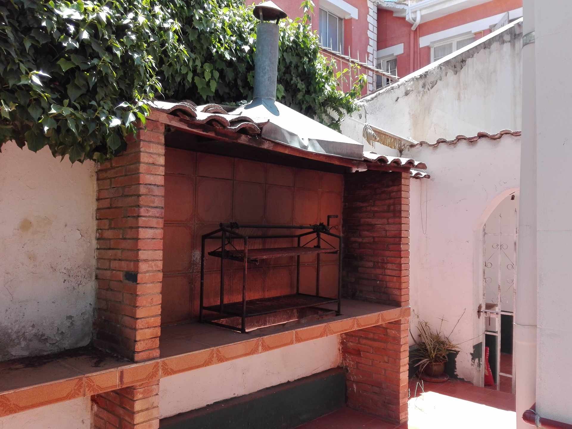 Casa en Sopocachi en La Paz 5 dormitorios 3 baños 2 parqueos Foto 5
