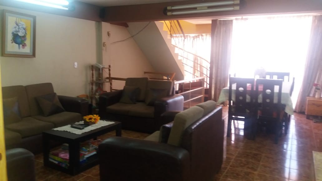 Casa en Sucre en Sucre 4 dormitorios 5 baños 2 parqueos Foto 13