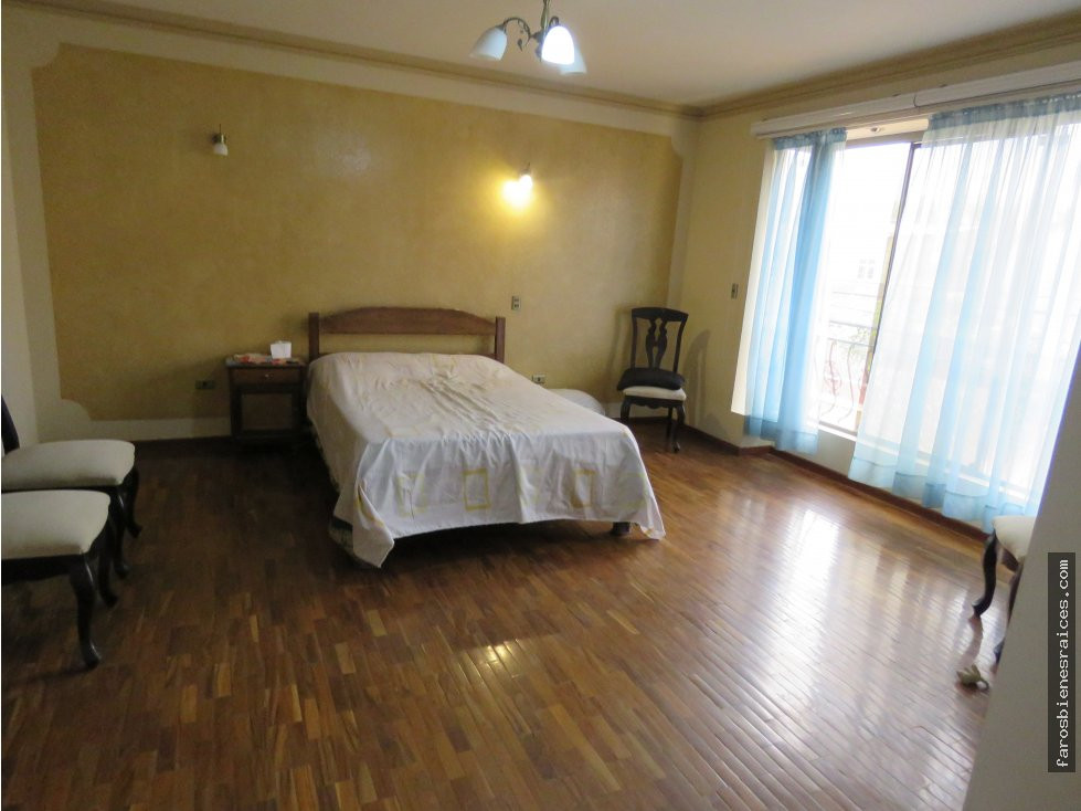 Casa en Temporal en Cochabamba 4 dormitorios 4 baños 2 parqueos Foto 6