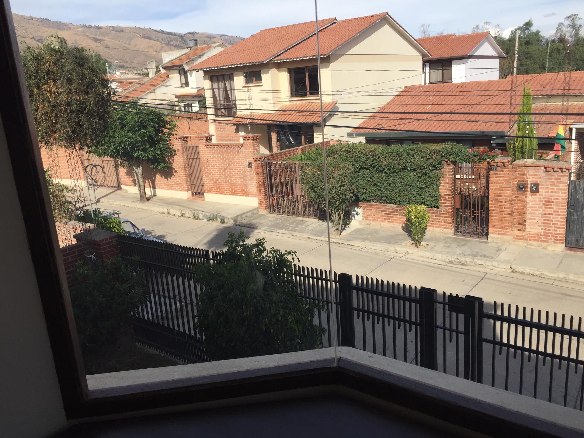 Casa en VentaZona Quintanilla Urb.Los Pinos Chacacollo calle 3 #43 5 dormitorios 4 baños 1 parqueos Foto 9