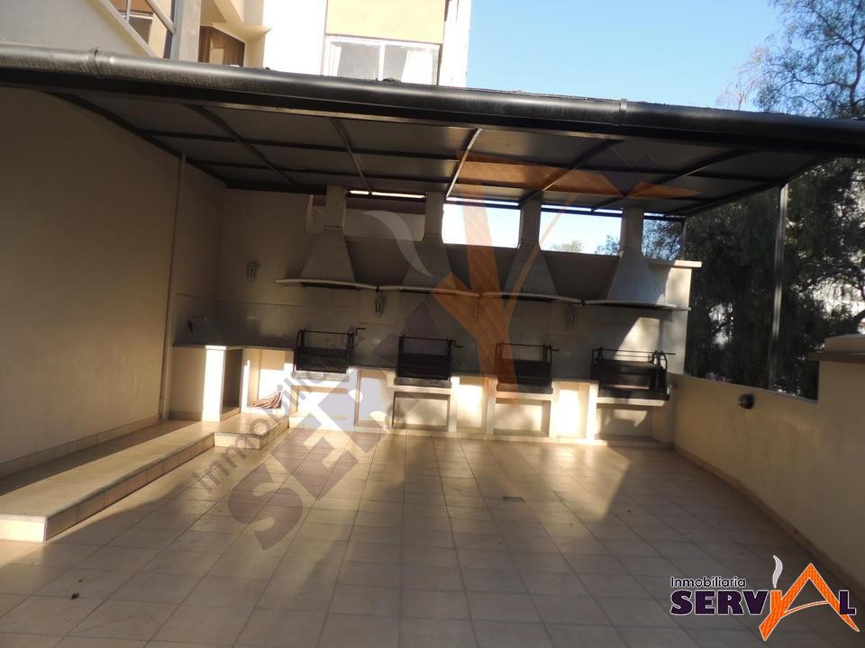 Departamento en Aranjuez en Cochabamba 4 dormitorios 3 baños 1 parqueos Foto 8