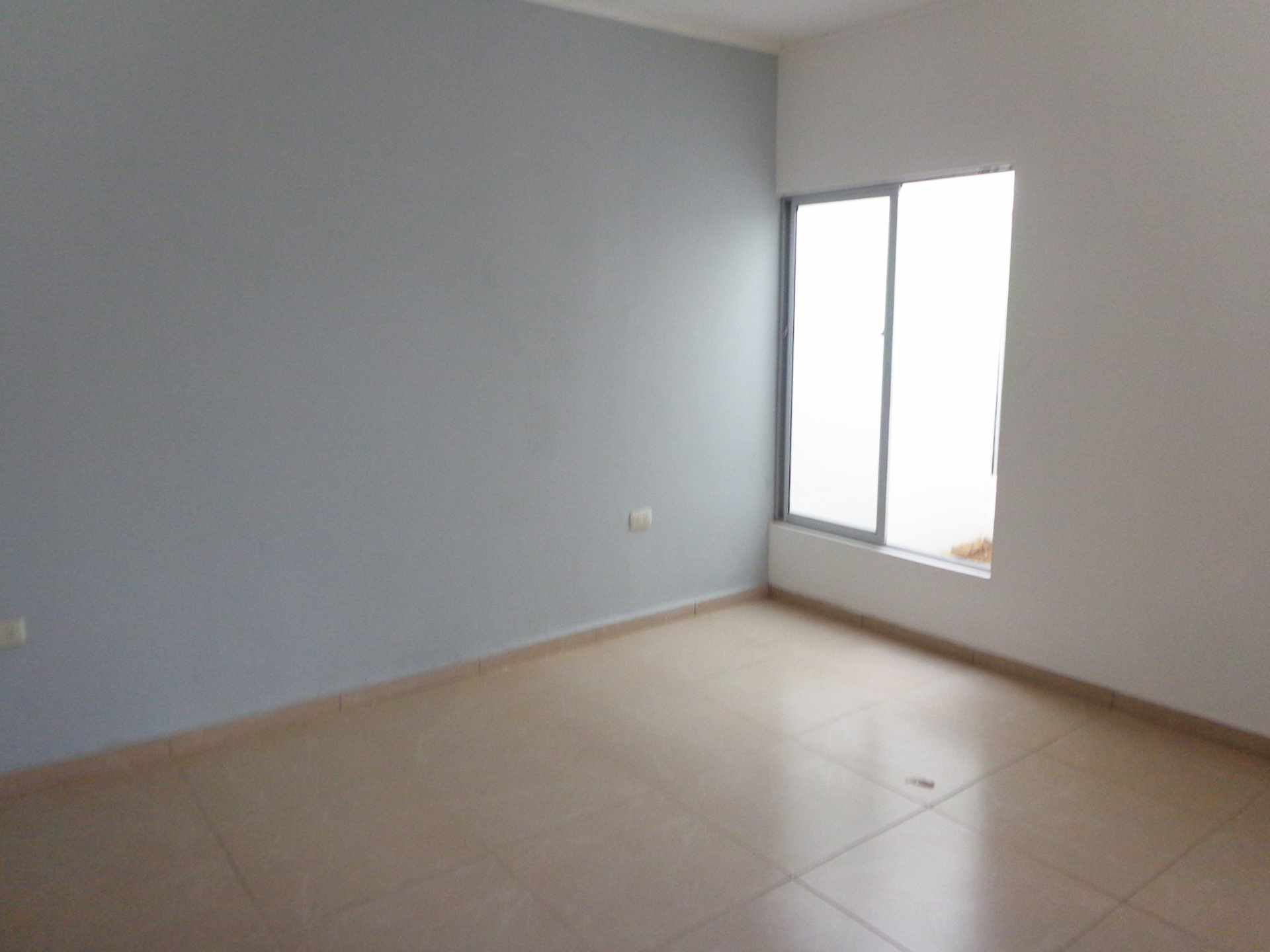 Casa COD-614 BARRIO 23 DE DICIEMBRE ZONA AV. VIRGEN DE COTOCA Foto 4