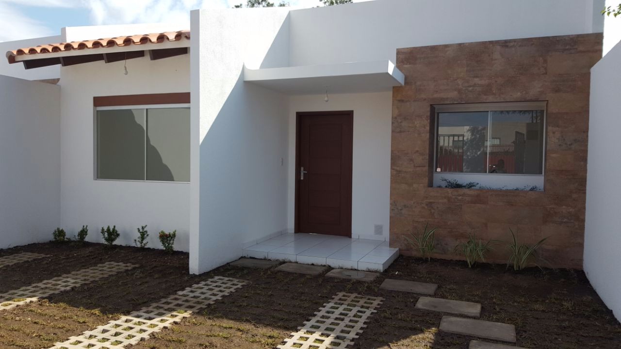 Casa en VentaZona Norte, Entre Banzer y Beni  3 dormitorios 3 baños  Foto 1