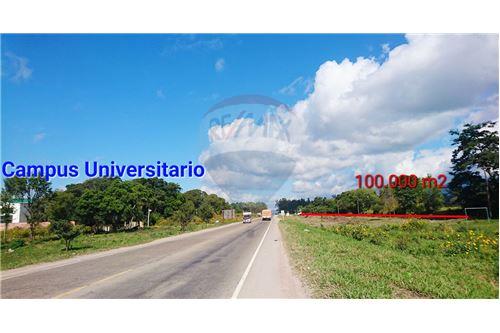 En Venta a $us 1,500,000 Foto 12