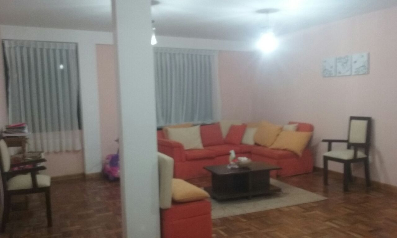 Departamento en AnticréticoLos Rosales (final avenida Costanera) 3 dormitorios 2 baños 2 parqueos Foto 2