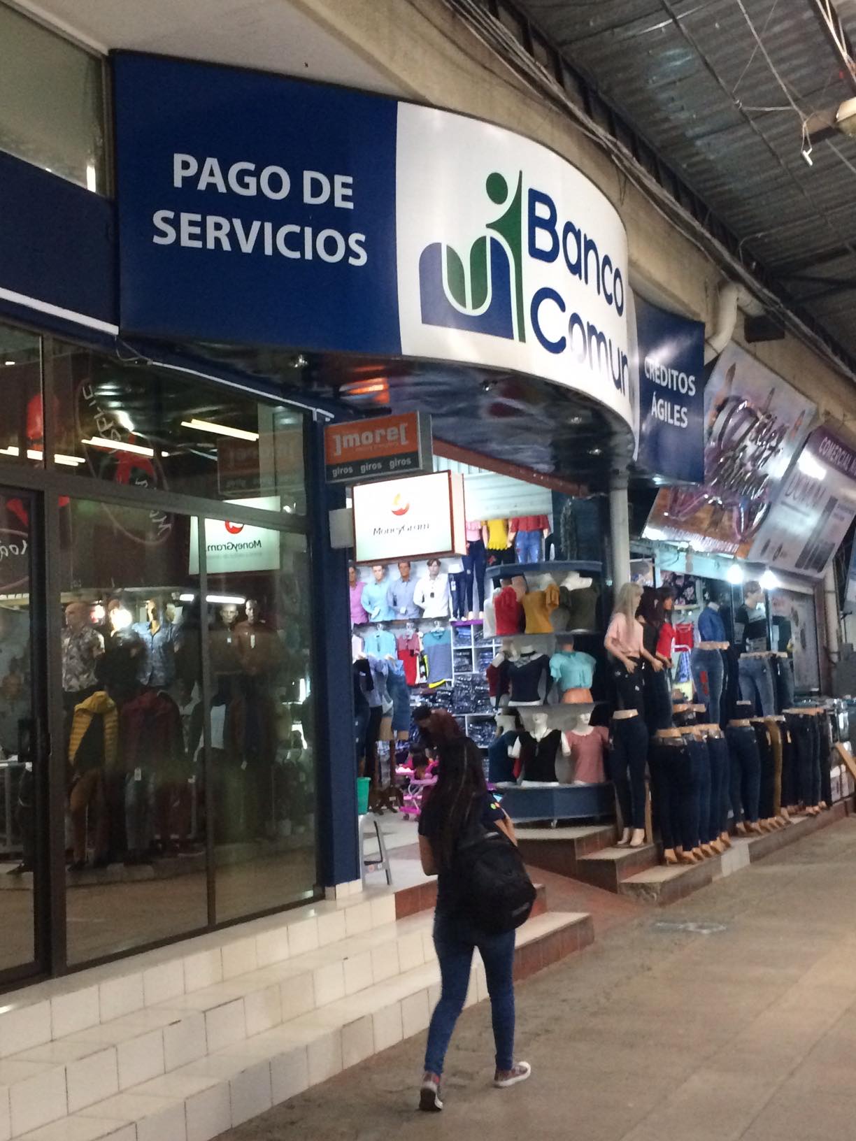 Local comercial en Jayhuayco en Cochabamba  1 baños  Foto 3