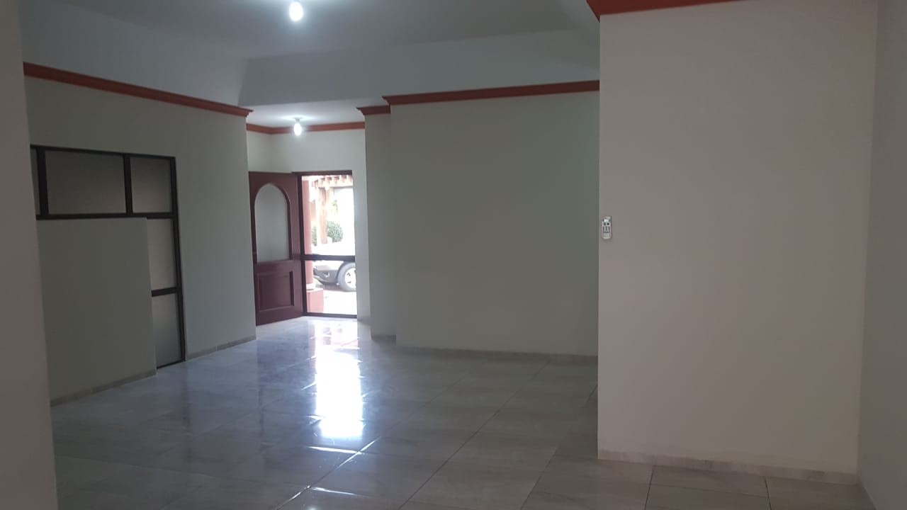 Casa Condominio el bosque 4to anillo y Radial 26 Foto 4