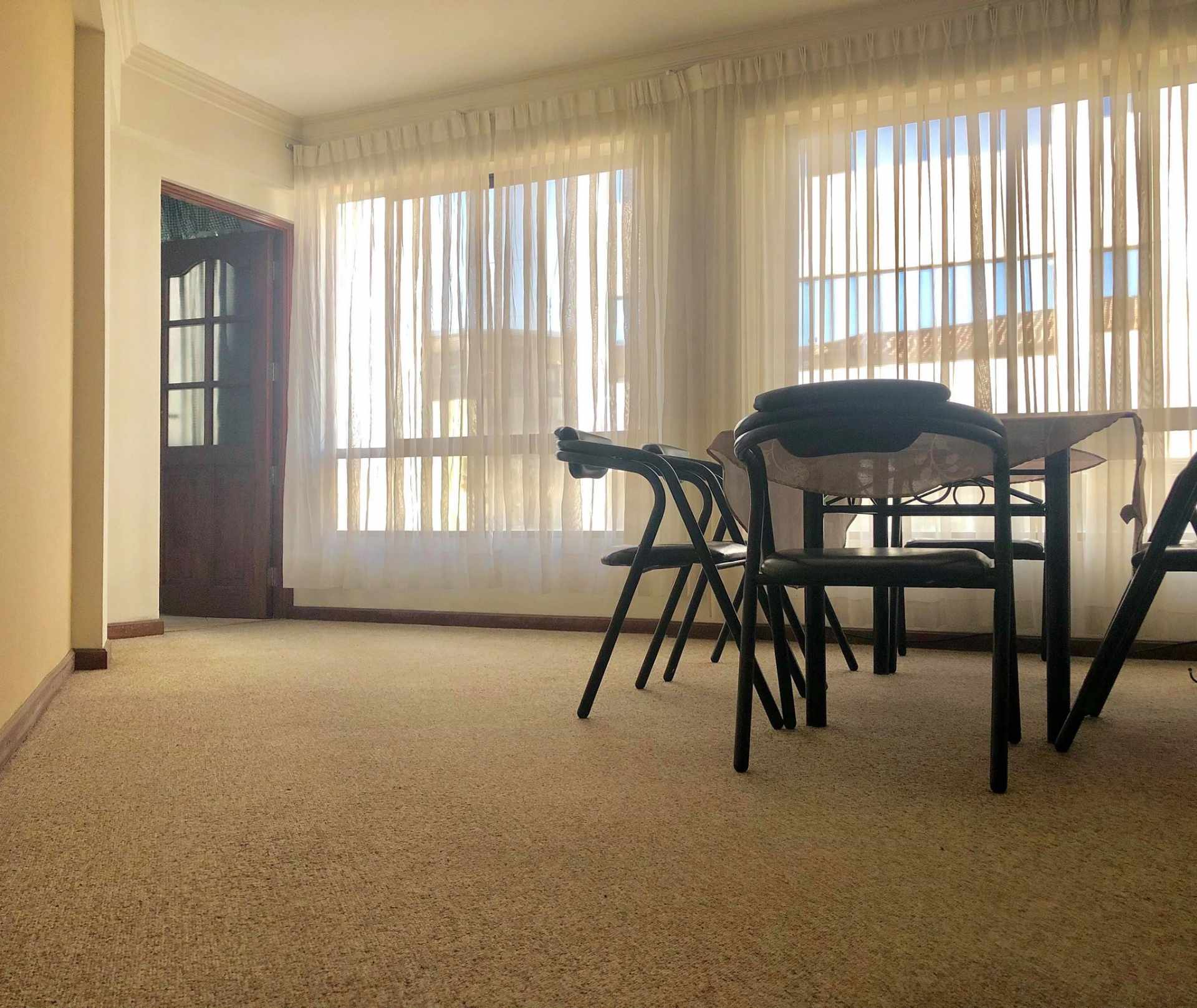 Departamento en Queru Queru en Cochabamba 2 dormitorios 4 baños  Foto 4