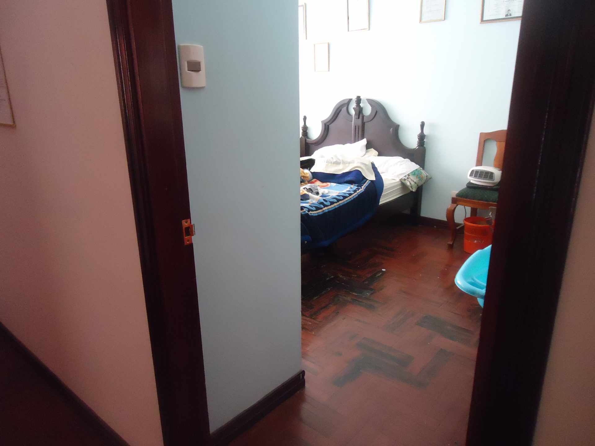 Casa en Achumani en La Paz 4 dormitorios 4 baños 2 parqueos Foto 2