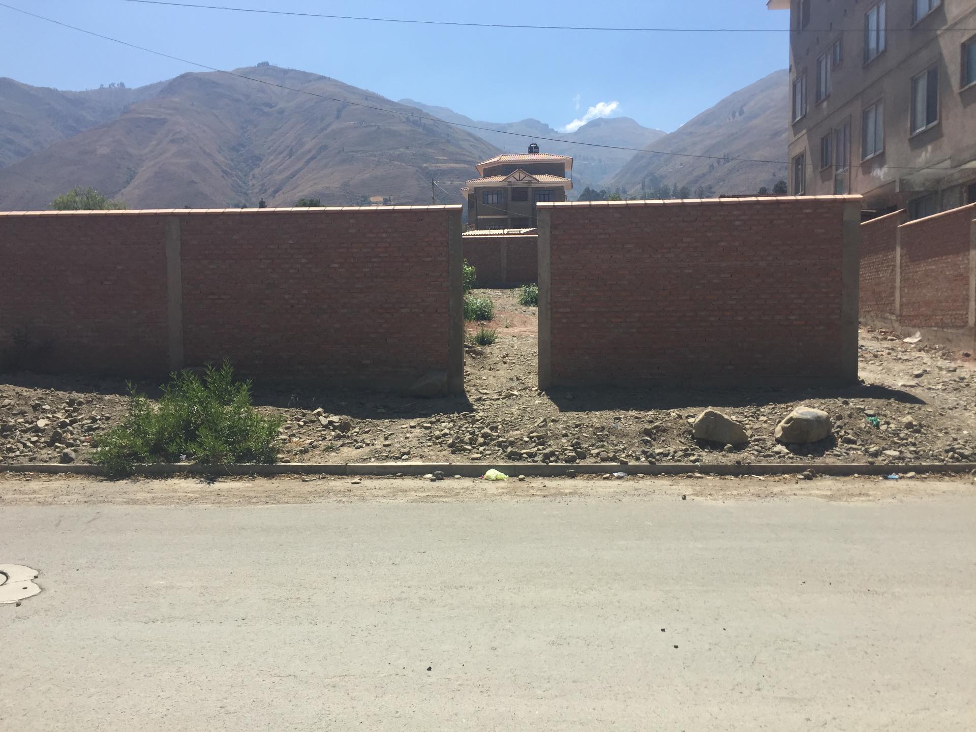 Terreno en Villa Taquiña en Cochabamba    Foto 1