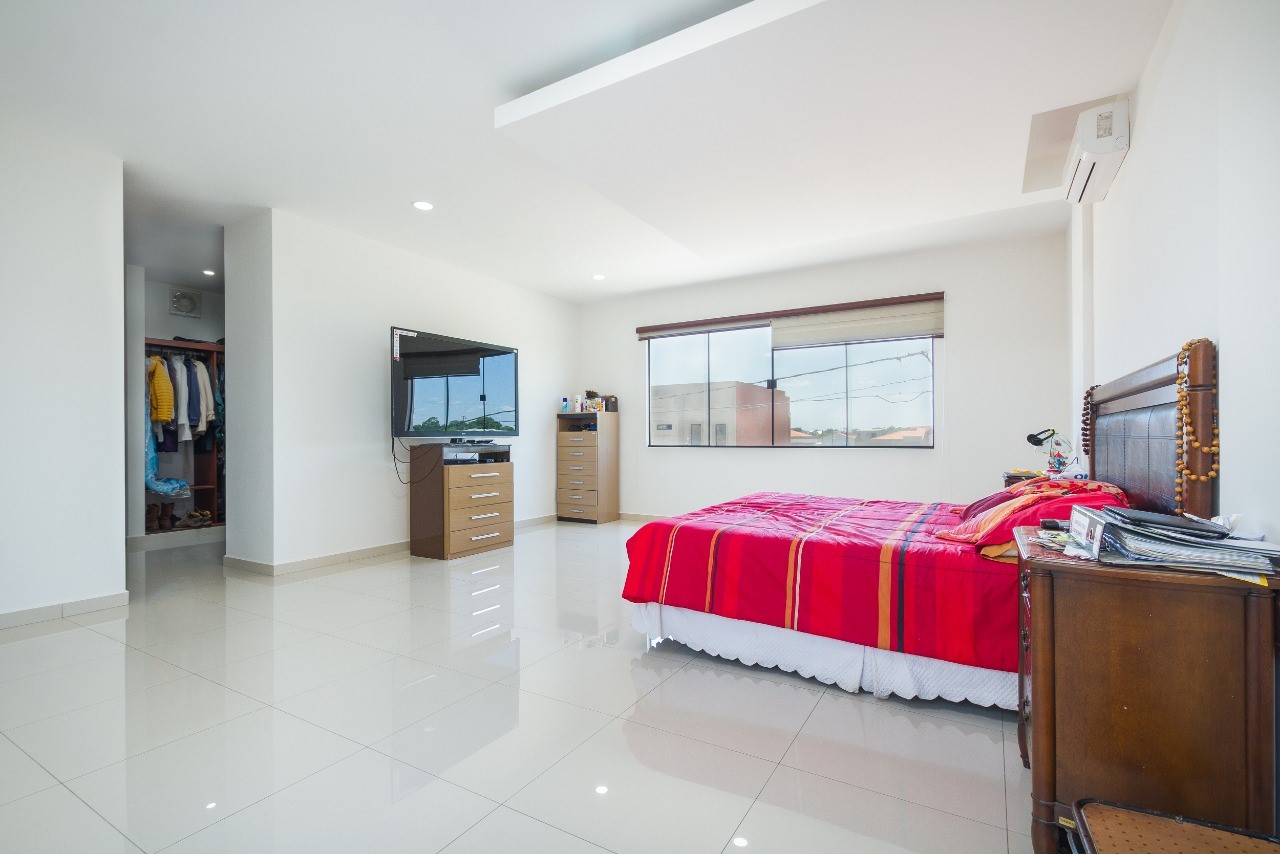 Casa en VentaCasa de Lujo Condominio Valle de Cartago Foto 17