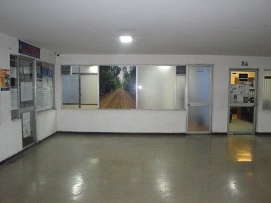 Oficina en AlquilerCalle Loayza Edif. Mcal. de Ayacucho, mezannine Of. 1-B 3 dormitorios 1 baños  Foto 1