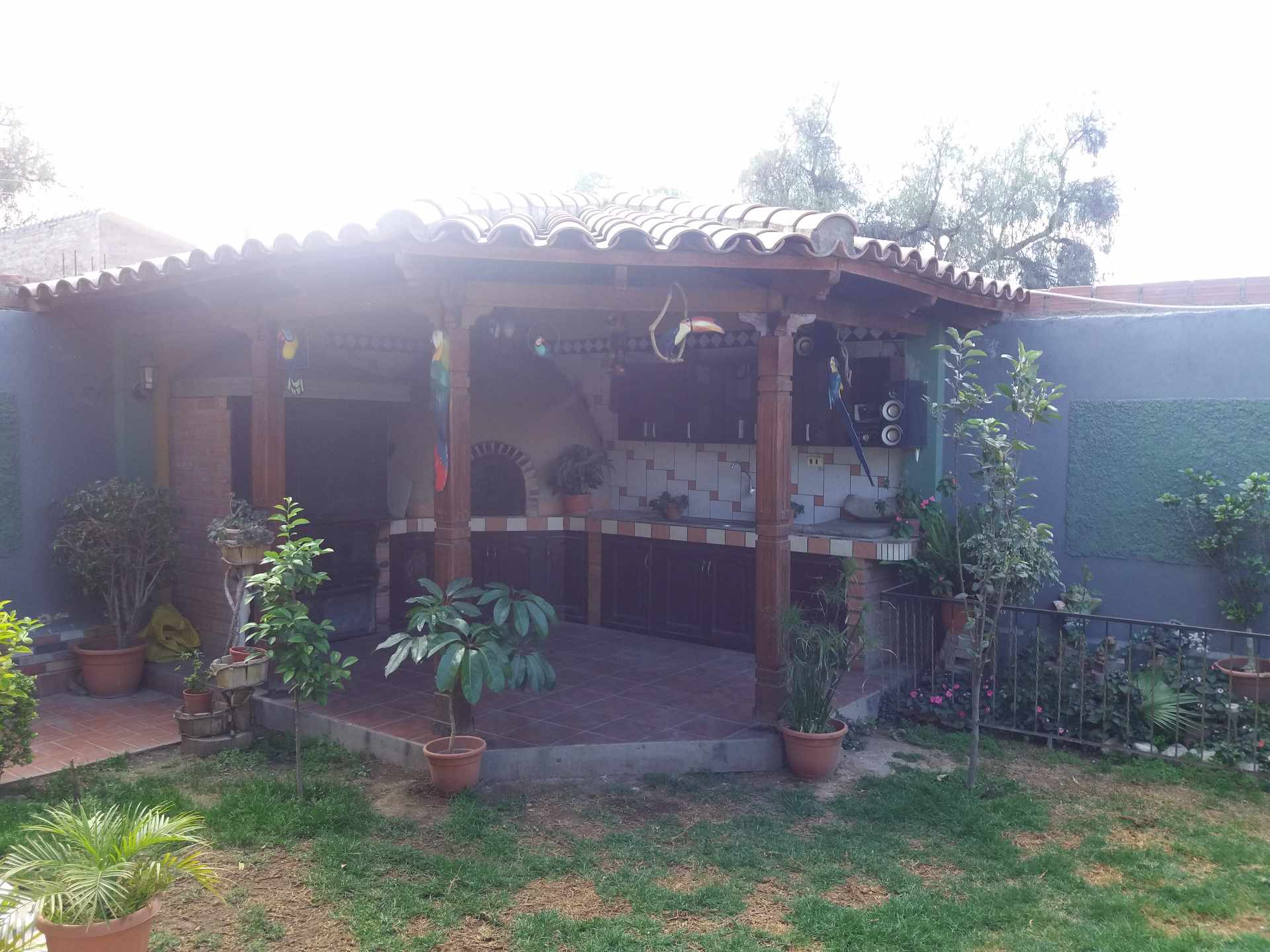 Casa en Quillacollo en Cochabamba 4 dormitorios 3 baños 3 parqueos Foto 10