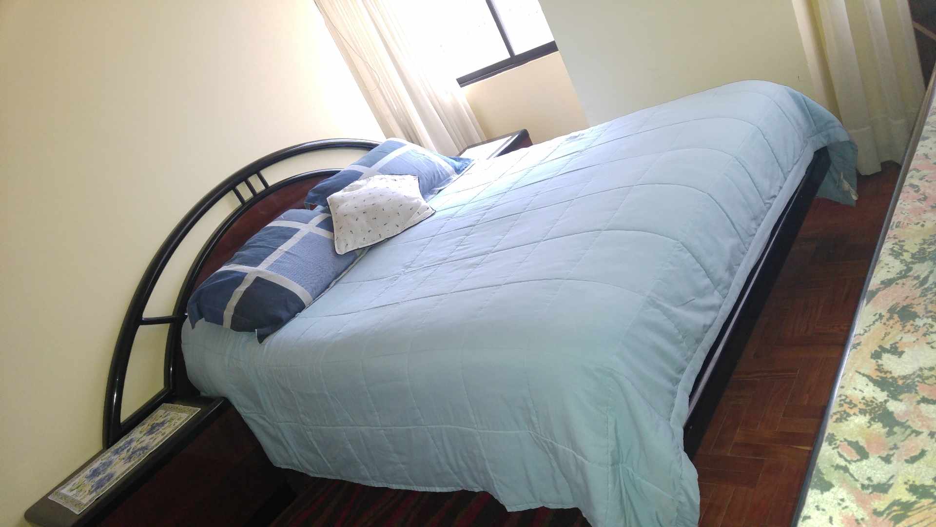 Departamento en Miraflores en La Paz 3 dormitorios 2 baños  Foto 1