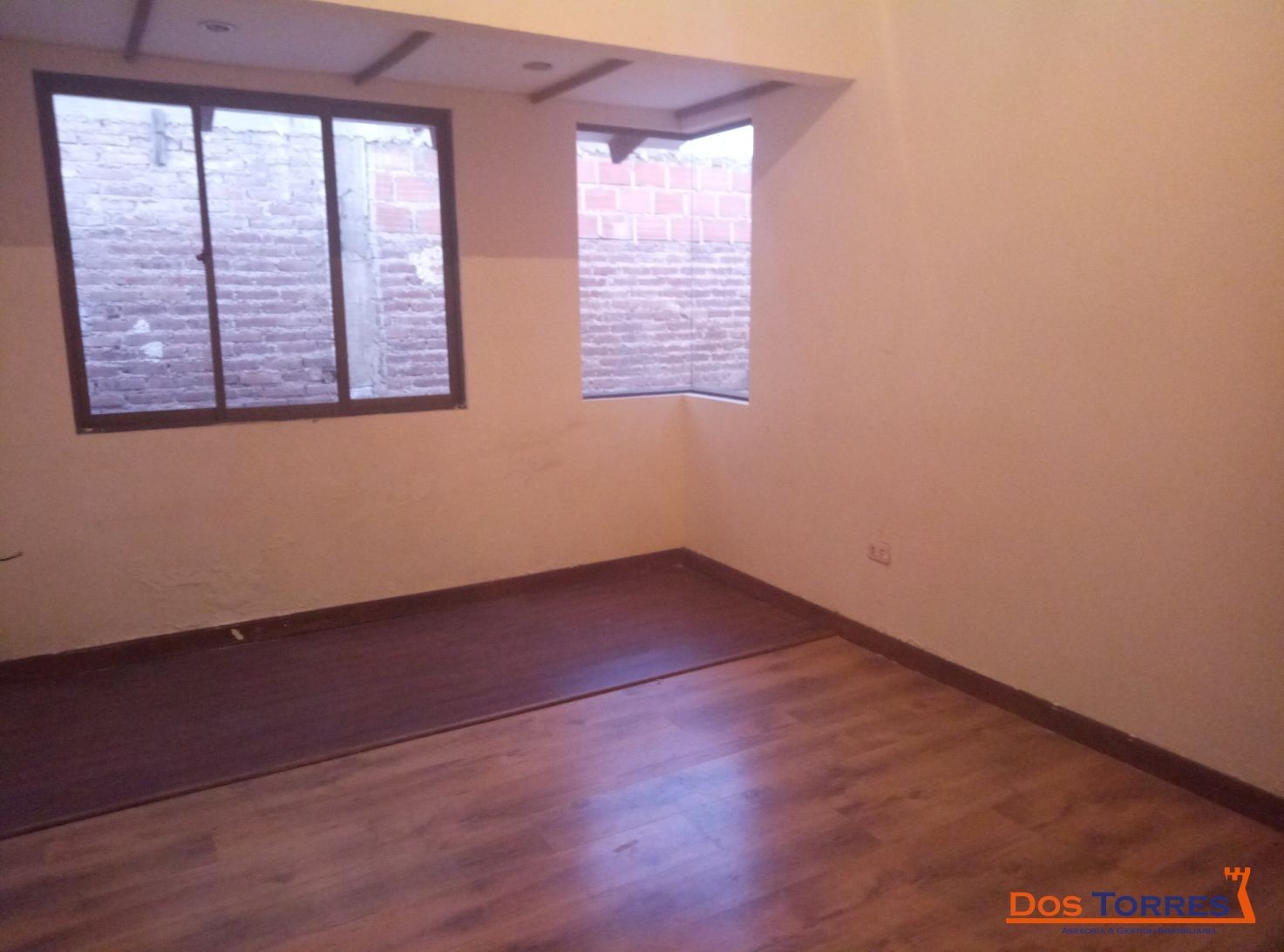 Casa en Venta95.000 $ Casa en Sumumpaya Sud con 3 dormitorios Garaje y patio - Ref. 01590 3 dormitorios 2 baños 2 parqueos Foto 7