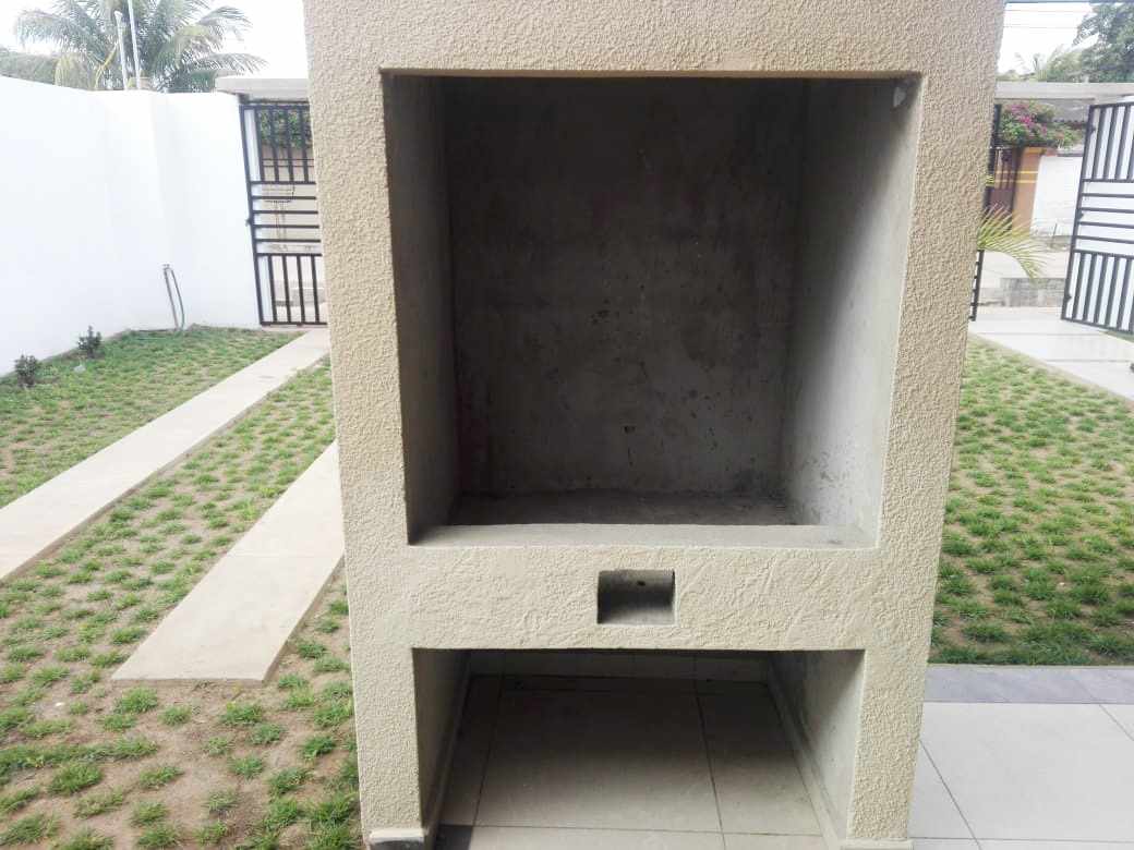 Casa COD-614 BARRIO 23 DE DICIEMBRE ZONA AV. VIRGEN DE COTOCA Foto 1