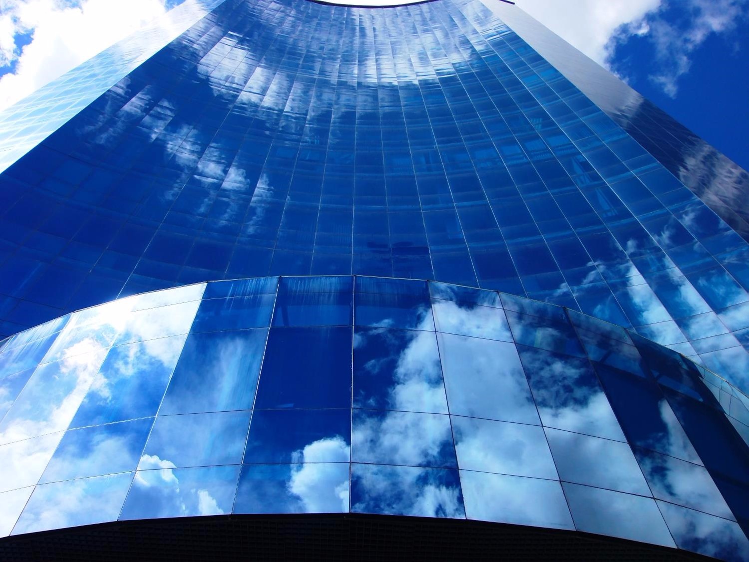 Oficina Edificio Torre Azul, Av. 20 de octubre y Campos No. 2665 Foto 11