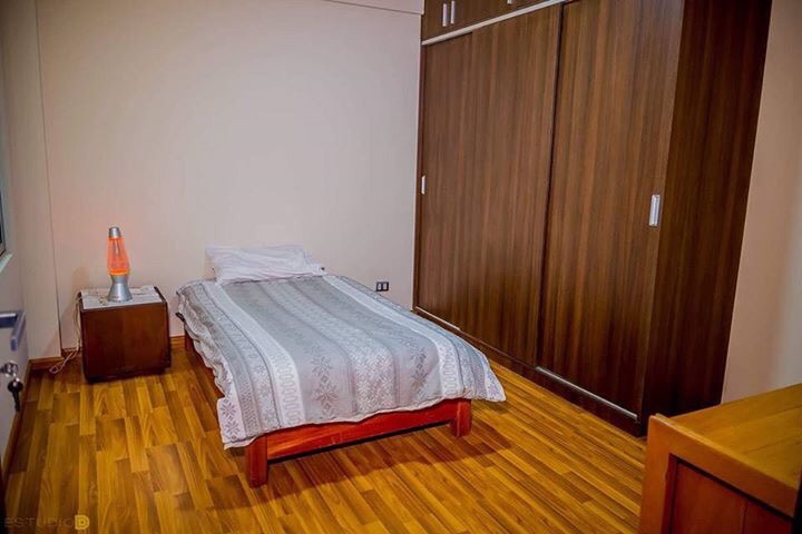 Departamento en Aranjuez en Cochabamba 3 dormitorios 3 baños 1 parqueos Foto 22