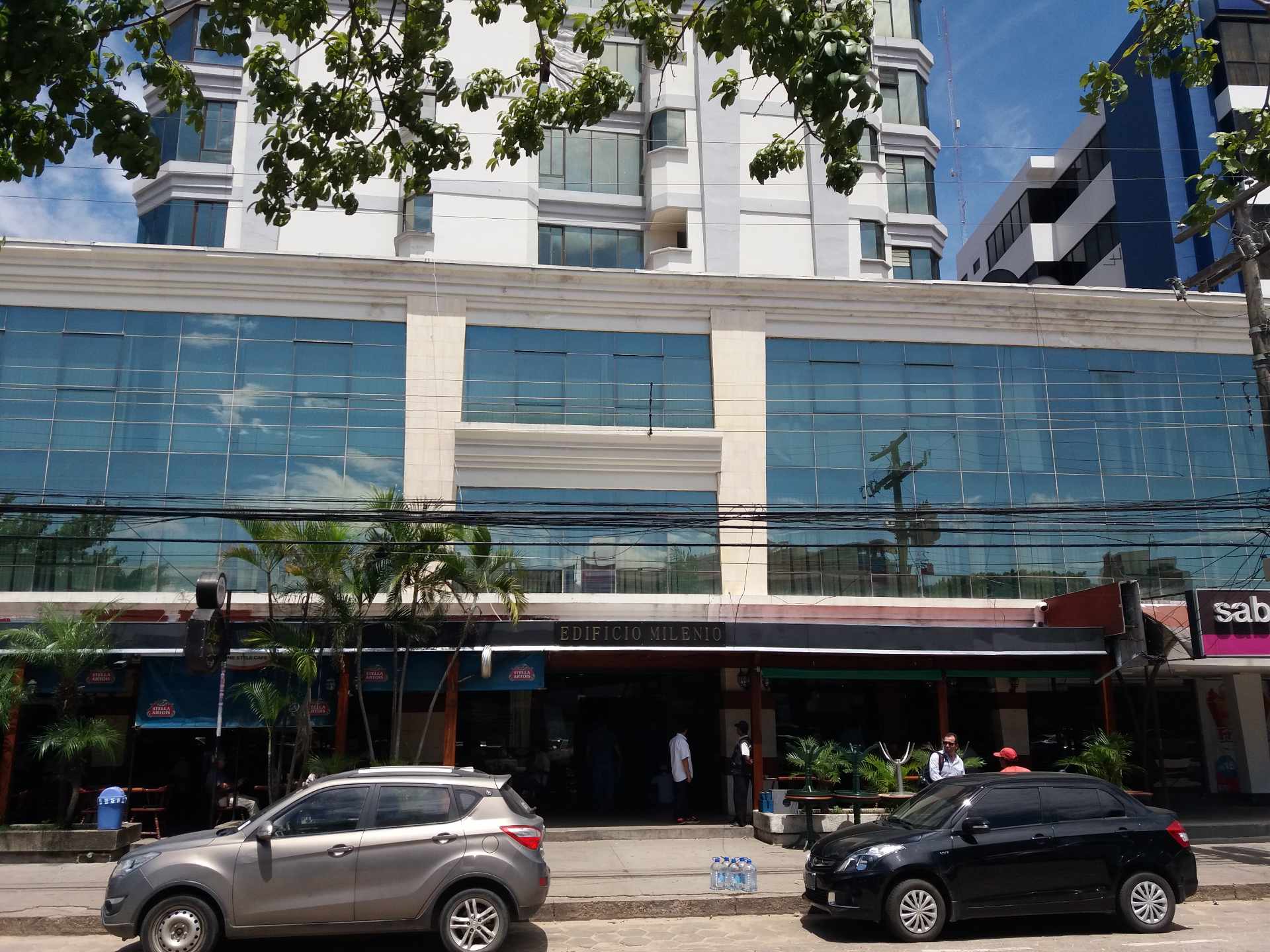 Oficina Ave. Monseñor Rivero #359 Edif. Milenio Foto 17