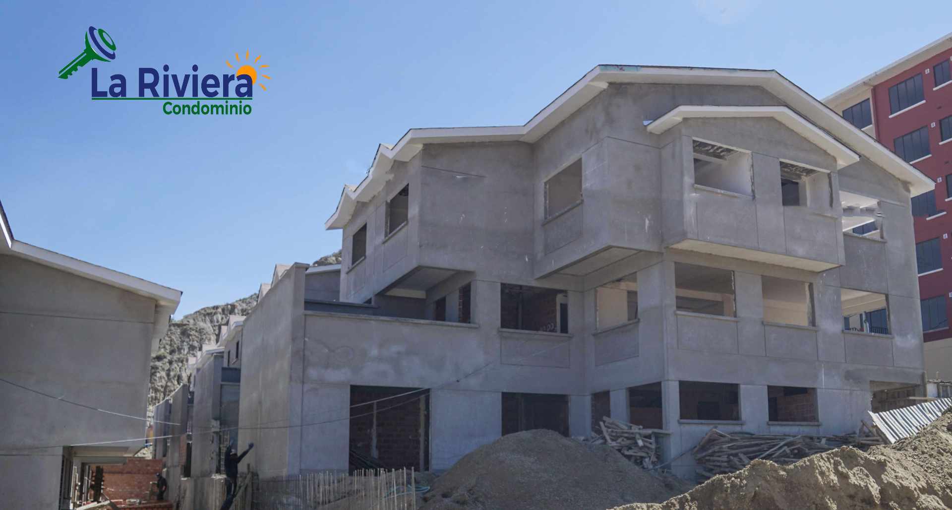 Casa en VentaLomas de Achumani, Av. Juan del Granado 4 dormitorios 4 baños 3 parqueos Foto 2