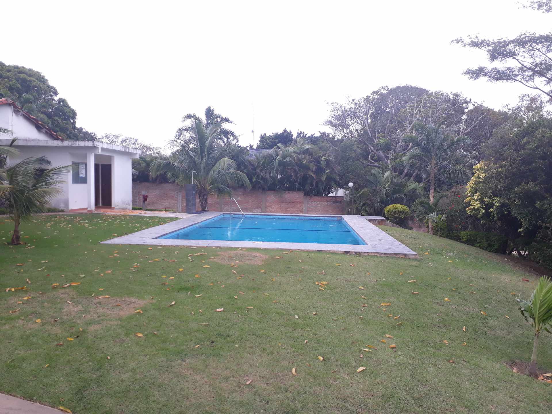 Casa en Urubó en Santa Cruz de la Sierra 5 dormitorios 5 baños 2 parqueos Foto 7