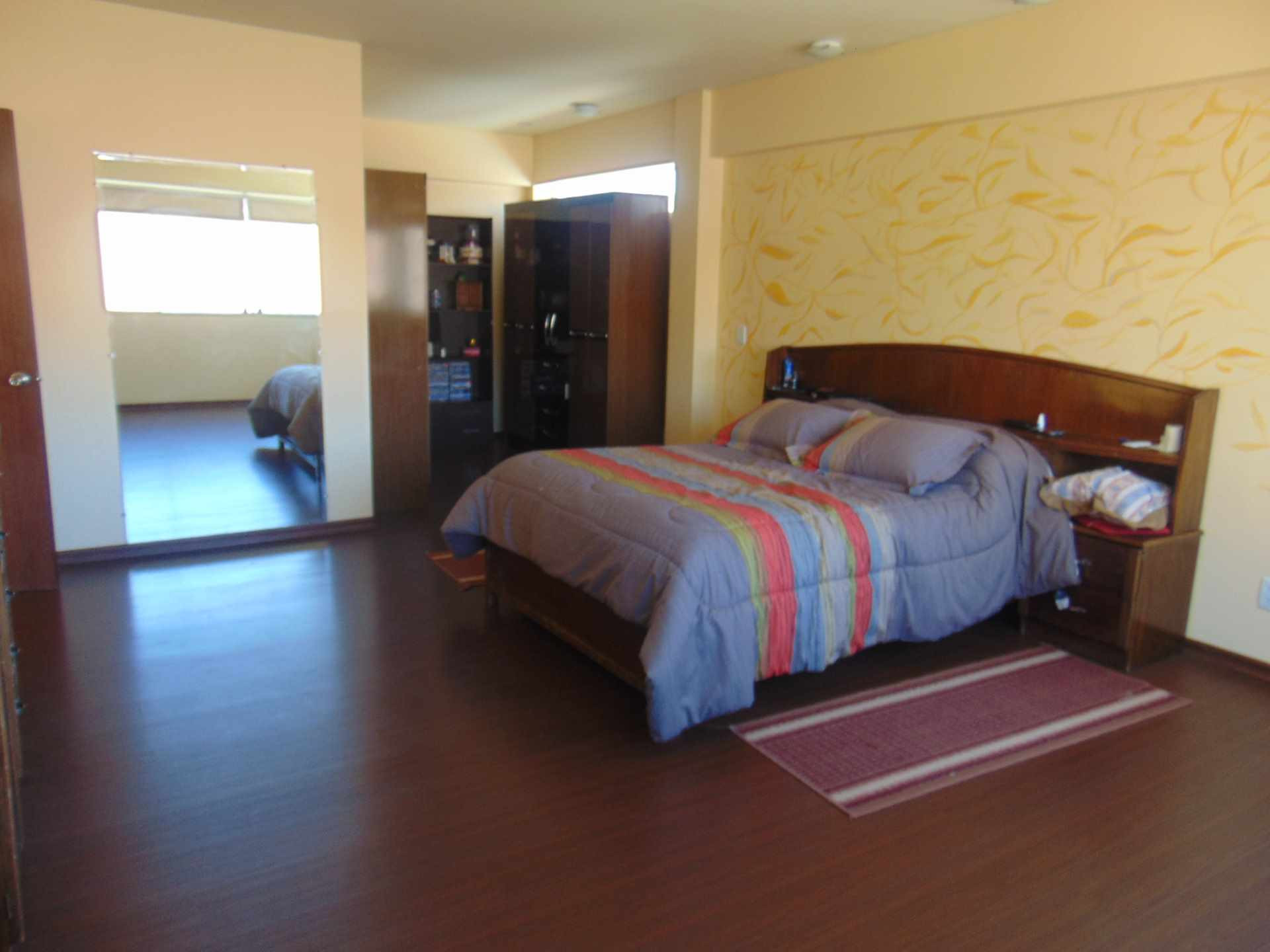 Casa en Mallasilla en La Paz 4 dormitorios 4 baños 2 parqueos Foto 17