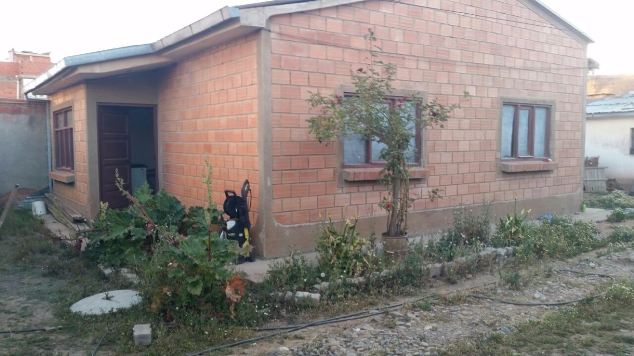 Casa en La Ceja en El Alto 2 dormitorios 2 baños 4 parqueos Foto 2
