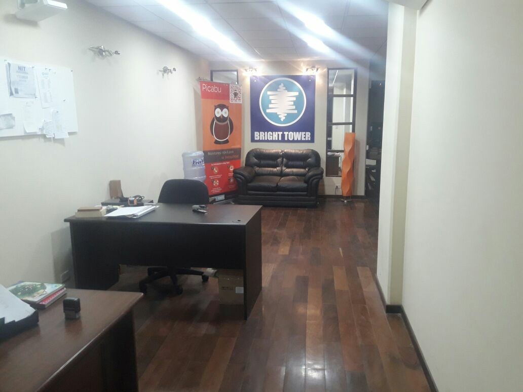 Oficina en Centro en La Paz 6 dormitorios 1 baños  Foto 2