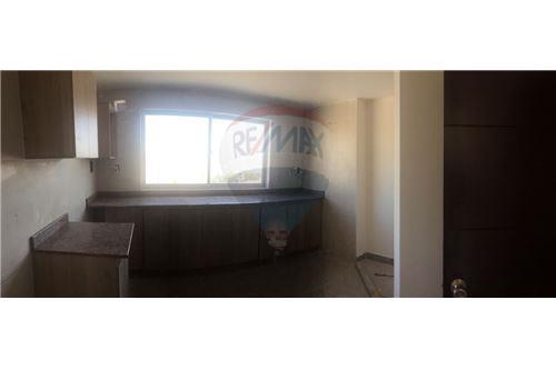 Departamento en Cota Cota en La Paz 1 dormitorios 1 baños  Foto 6