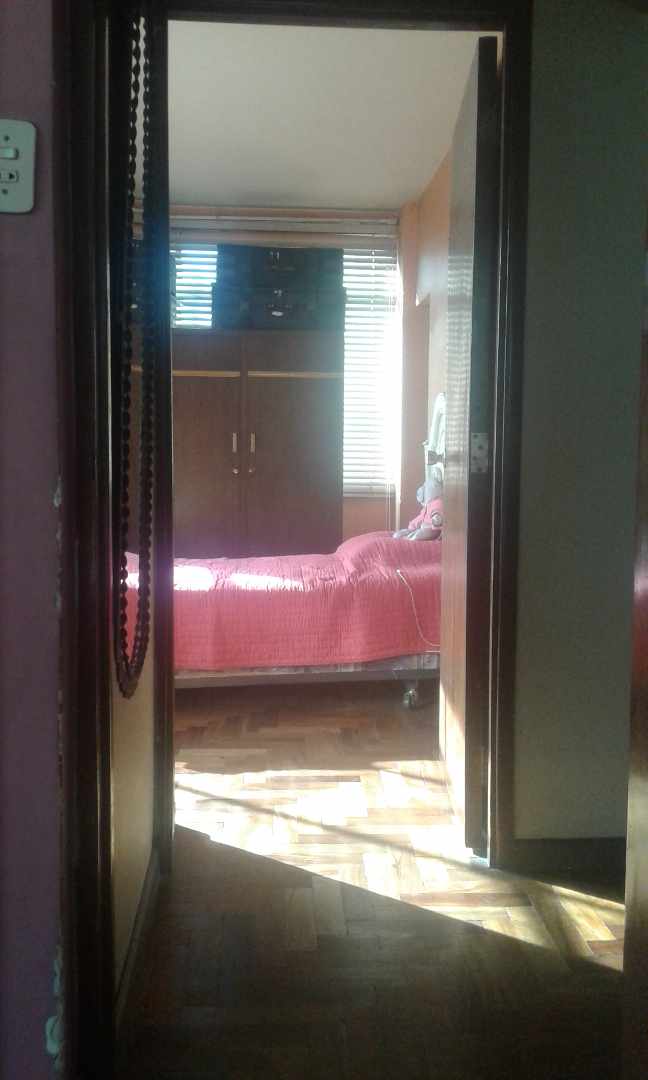 Departamento en AnticréticoEdificio Brasilia, calle J.J.Pérez esq. Av. 6 de Agosto Nº 227 Sopocachi (frente al Monoblock UMSA). CEL. 6 9 9  6 9 9  1 1  3 dormitorios 3 baños  Foto 9