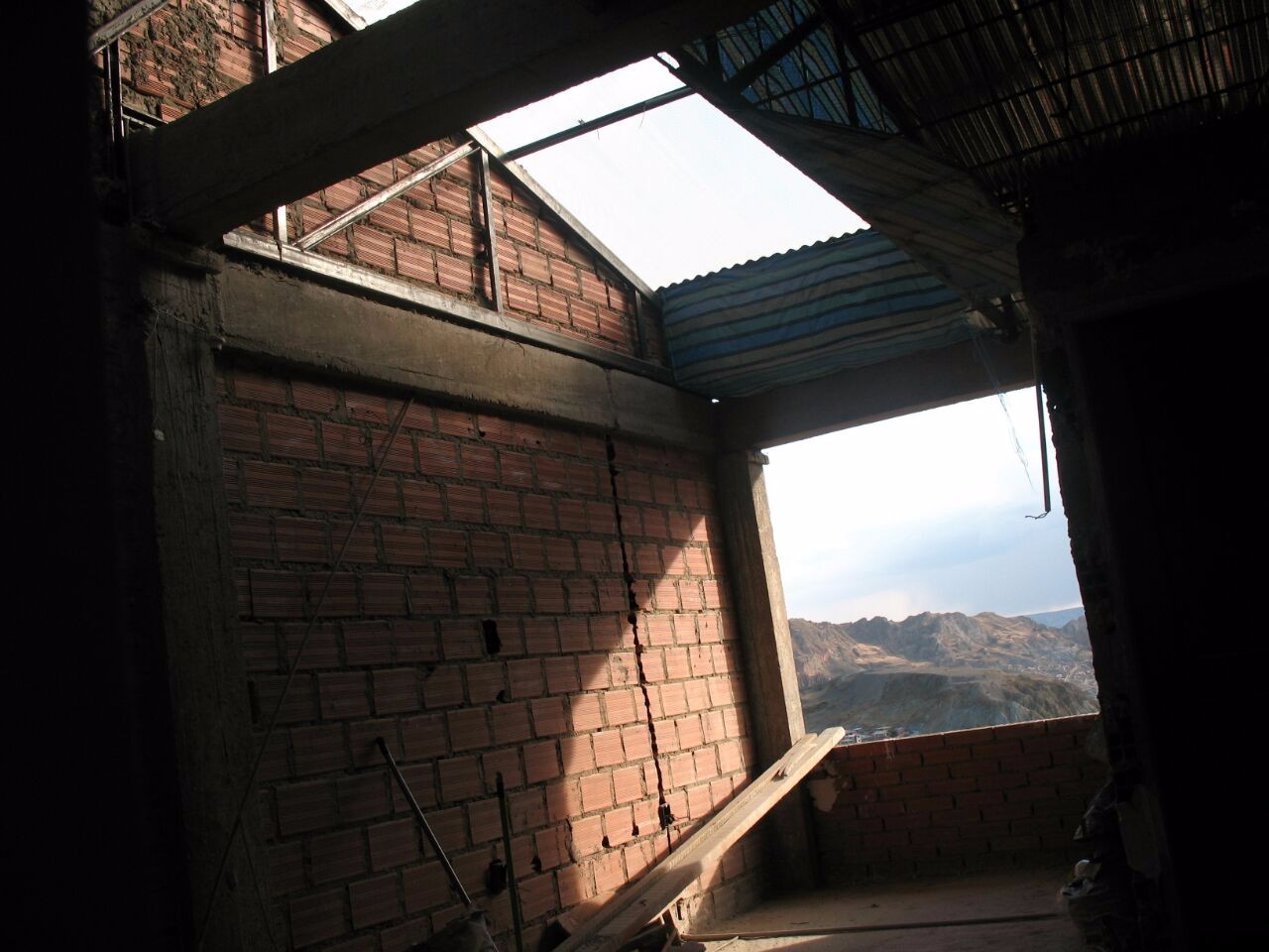 Casa en Cota Cota en La Paz 4 dormitorios 3 baños 2 parqueos Foto 12