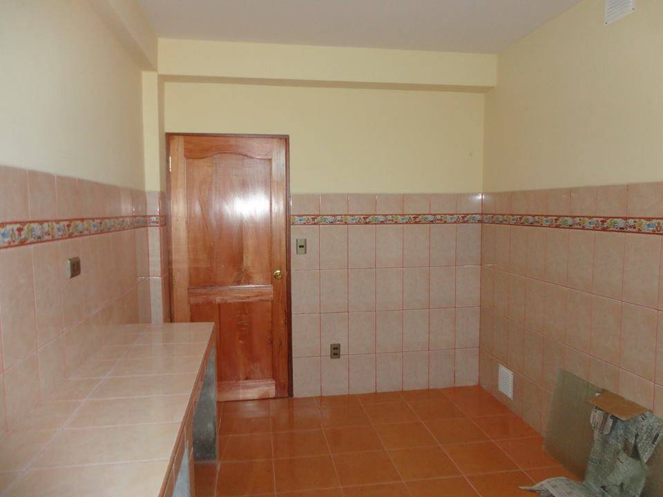 Casa en Ciudad Satélite en El Alto 7 dormitorios 2 baños 5 parqueos Foto 10