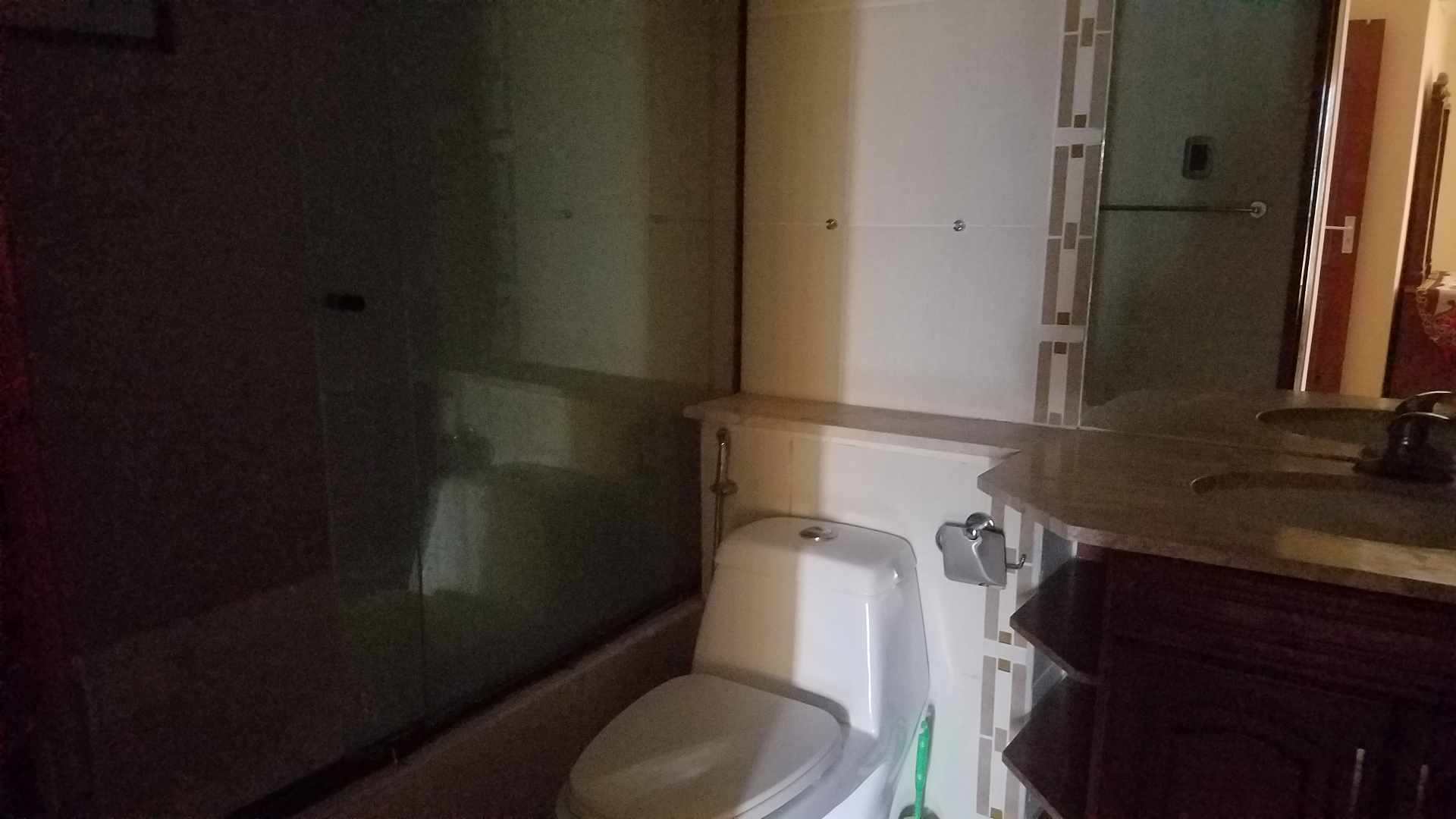 Departamento en Centro en Santa Cruz de la Sierra 2 dormitorios 3 baños 1 parqueos Foto 2