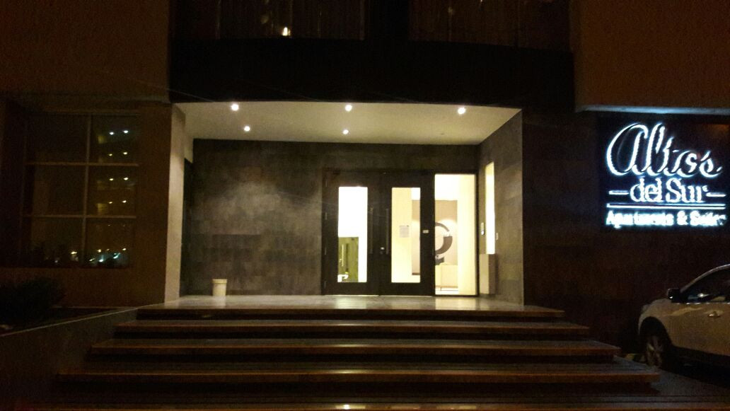 Departamento en AlquilerCondominio Altos del Sur ---Calle Don Bosco entre avenida Argentina y Gualberto Villarroel 1 dormitorios 1 baños  Foto 1