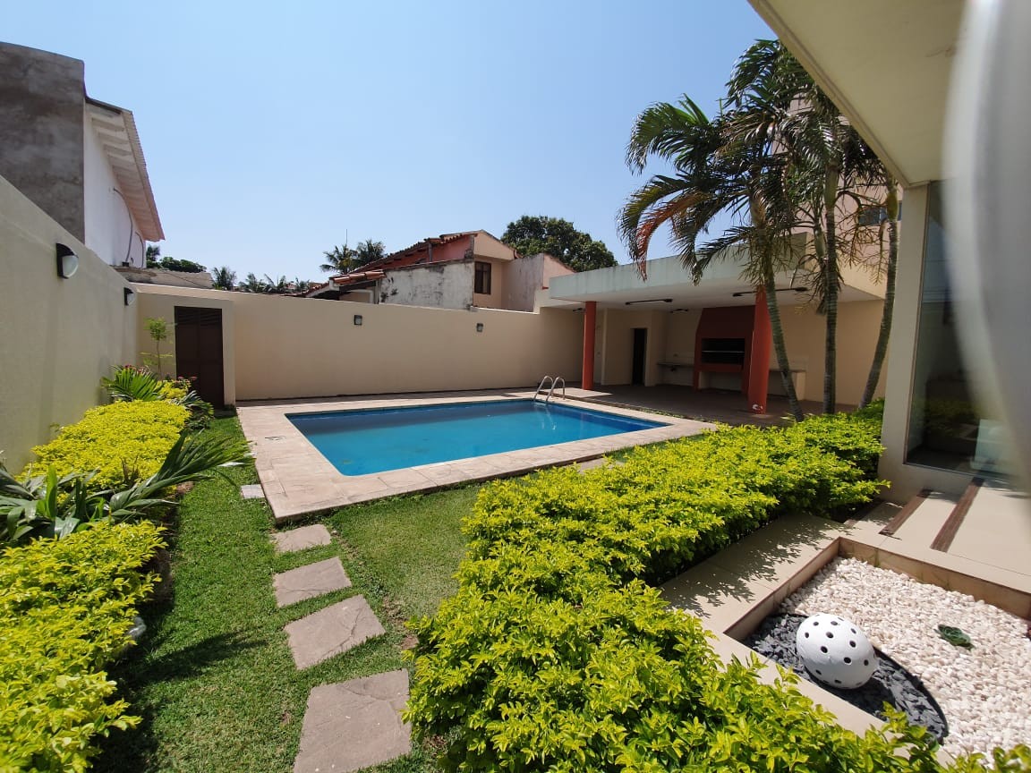 Departamento en Entre 2do y 3er anillo Este en Santa Cruz de la Sierra 2 dormitorios 3 baños 1 parqueos Foto 2