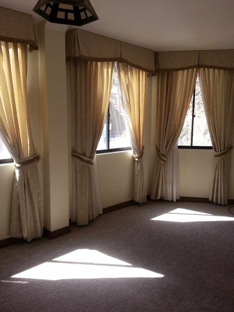 Departamento en AlquilerAchumani Calle 32 Edificio Los Geranios Foto 1