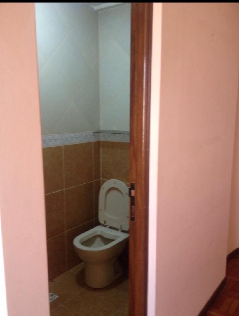 Departamento en Sarco en Cochabamba 4 dormitorios 4 baños 1 parqueos Foto 3