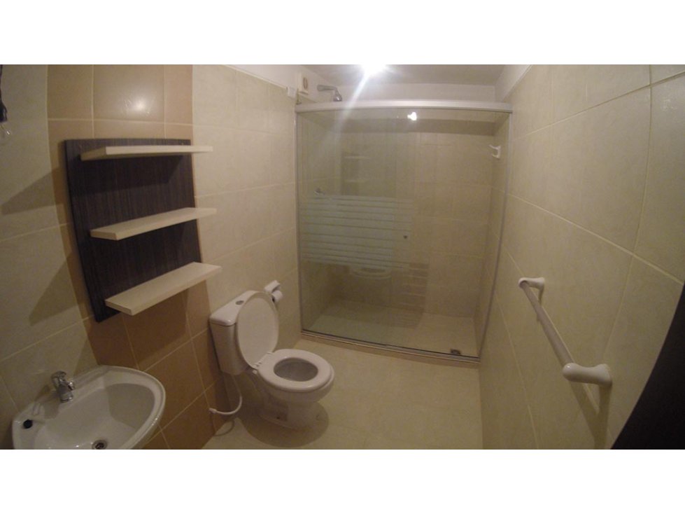 En Alquiler a $us 385 Foto 5