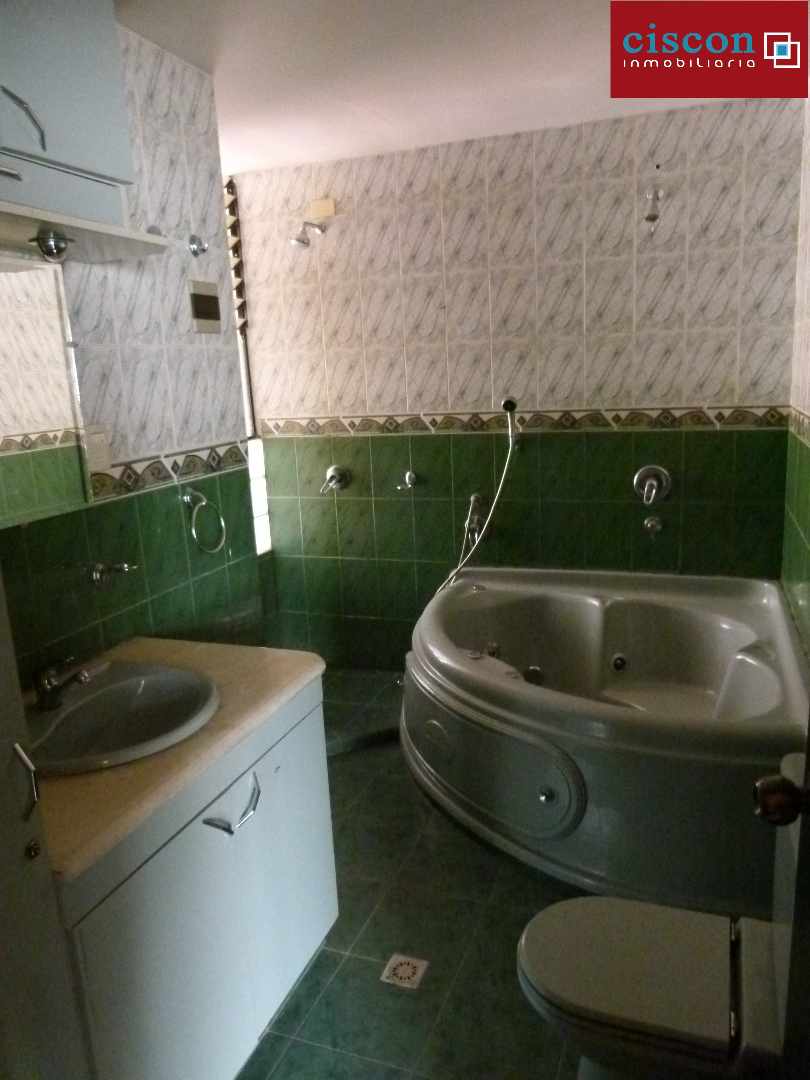 Departamento en Villa Fatima en La Paz 3 dormitorios 3 baños  Foto 7