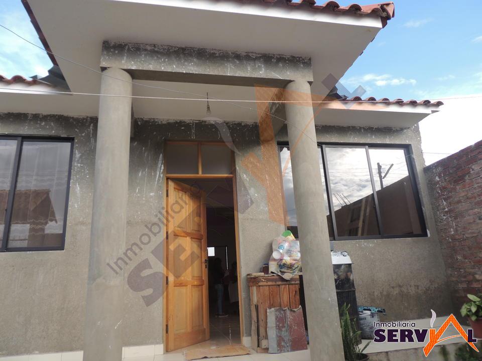 Casa en Sarco en Cochabamba 3 dormitorios 2 baños 2 parqueos Foto 1