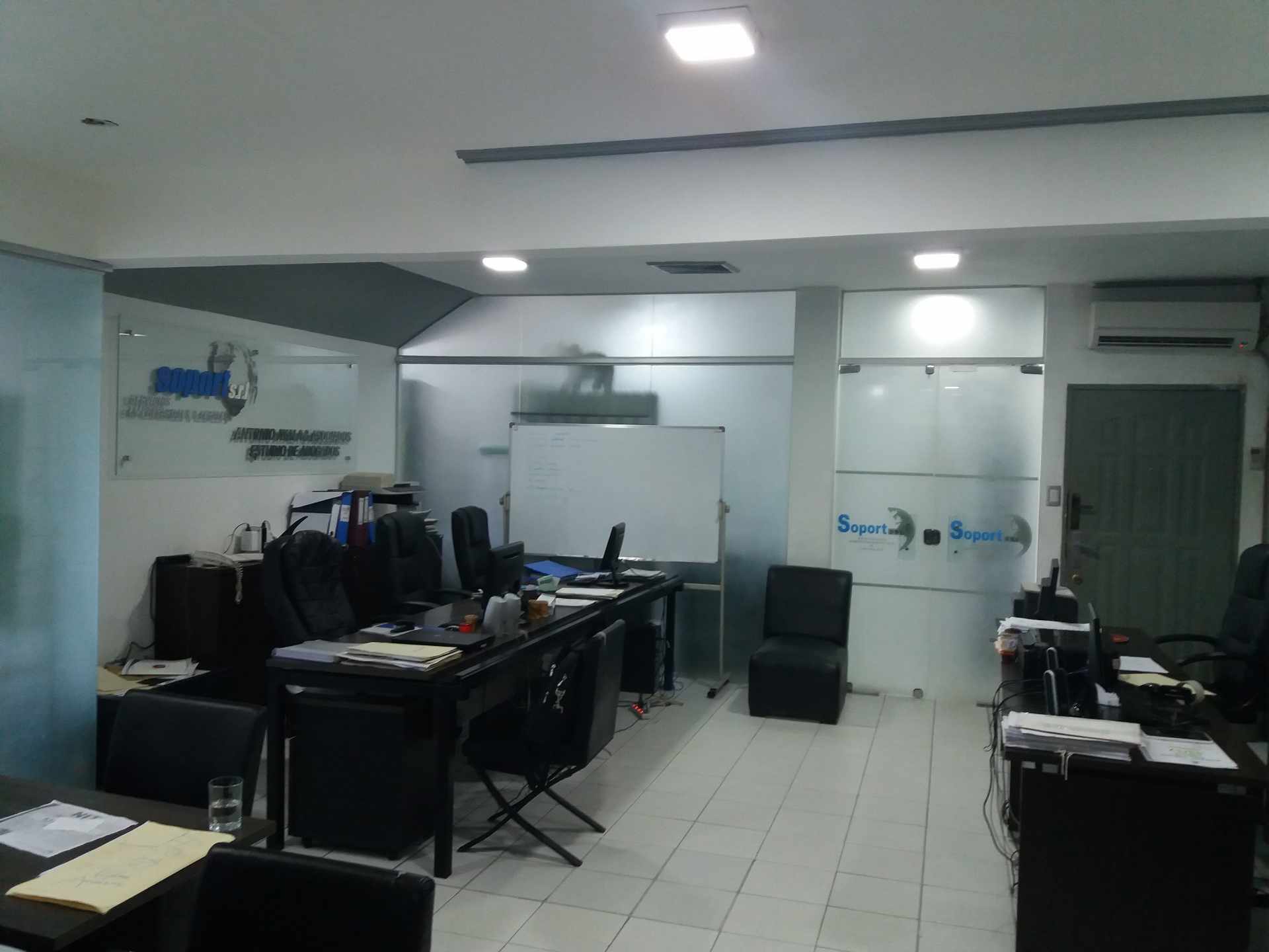 Oficina Ave. Monseñor Rivero #359 Edif. Milenio Foto 24