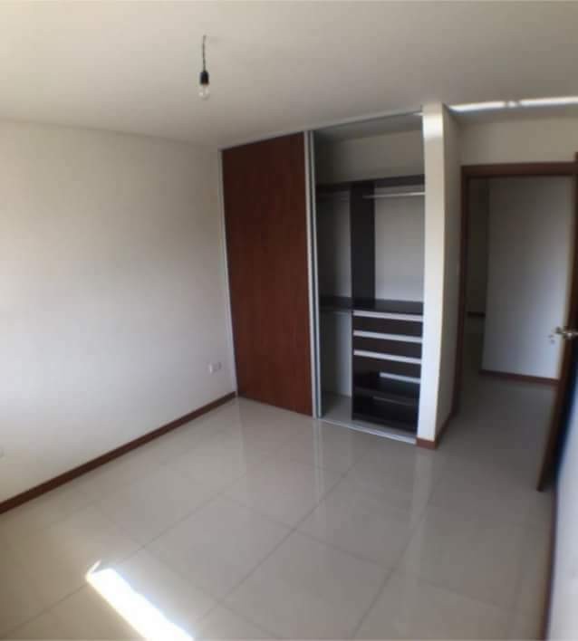 Casa en VentaAv. Piraí 6to anillo  3 dormitorios 3 baños 2 parqueos Foto 7