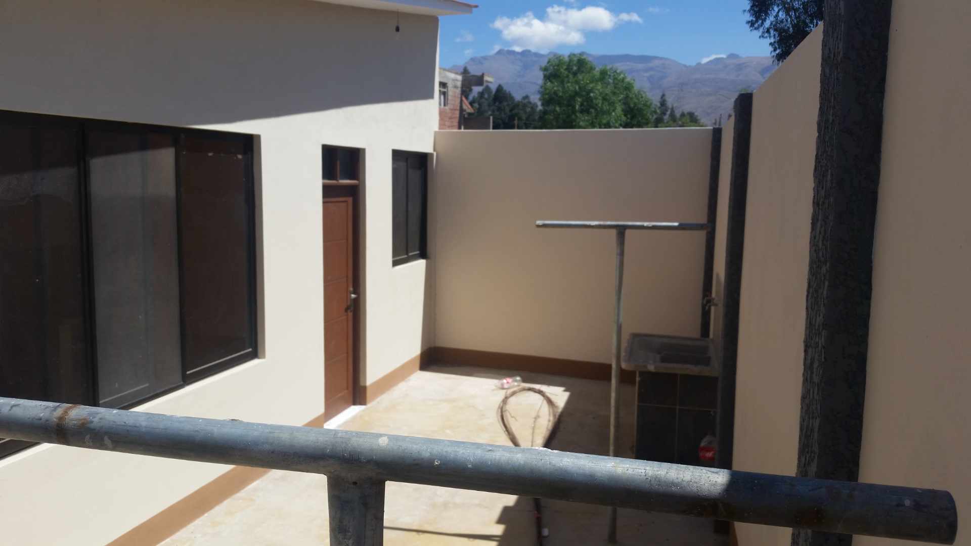 Casa en Colcapirhua en Cochabamba 2 dormitorios 1 baños 3 parqueos Foto 8