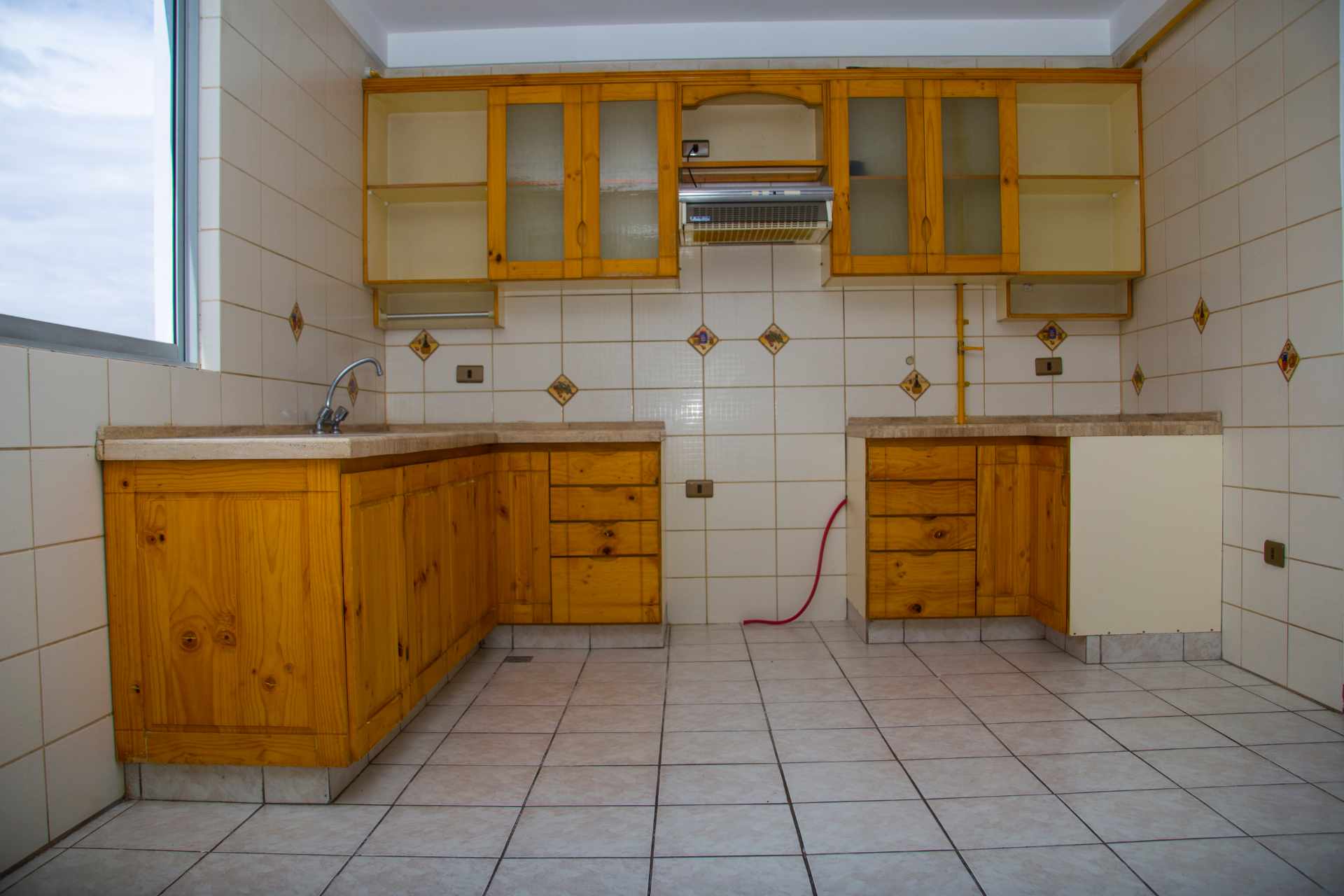 Departamento en Sarco en Cochabamba 4 dormitorios 3 baños 1 parqueos Foto 14