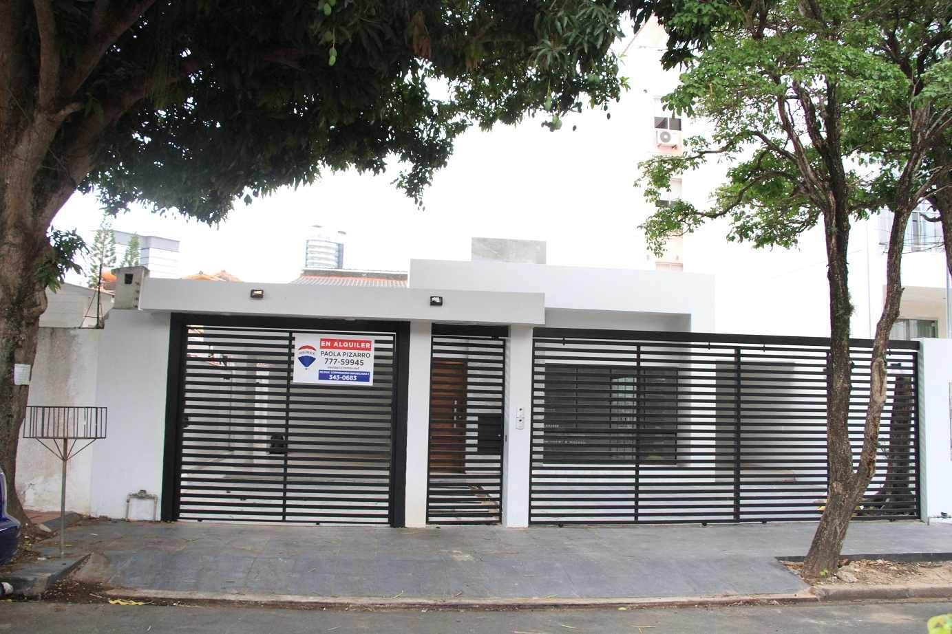 Casa en AlquilerBarrio Sirari, Calle Las Begonias Foto 1