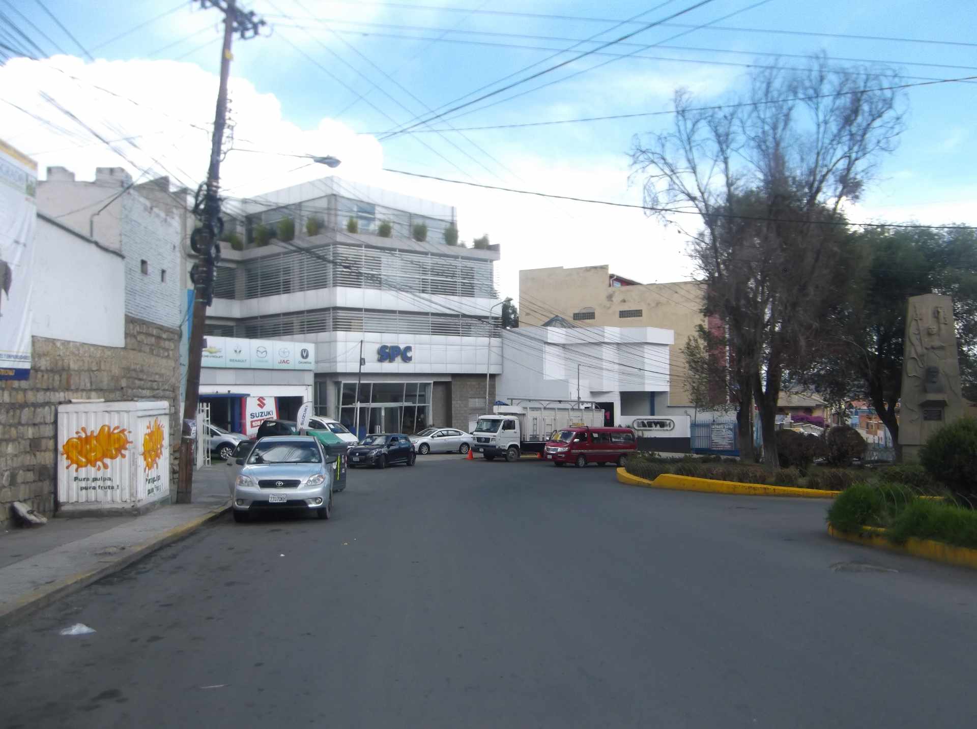 Casa en Miraflores en La Paz 5 dormitorios 2 baños 1 parqueos Foto 10