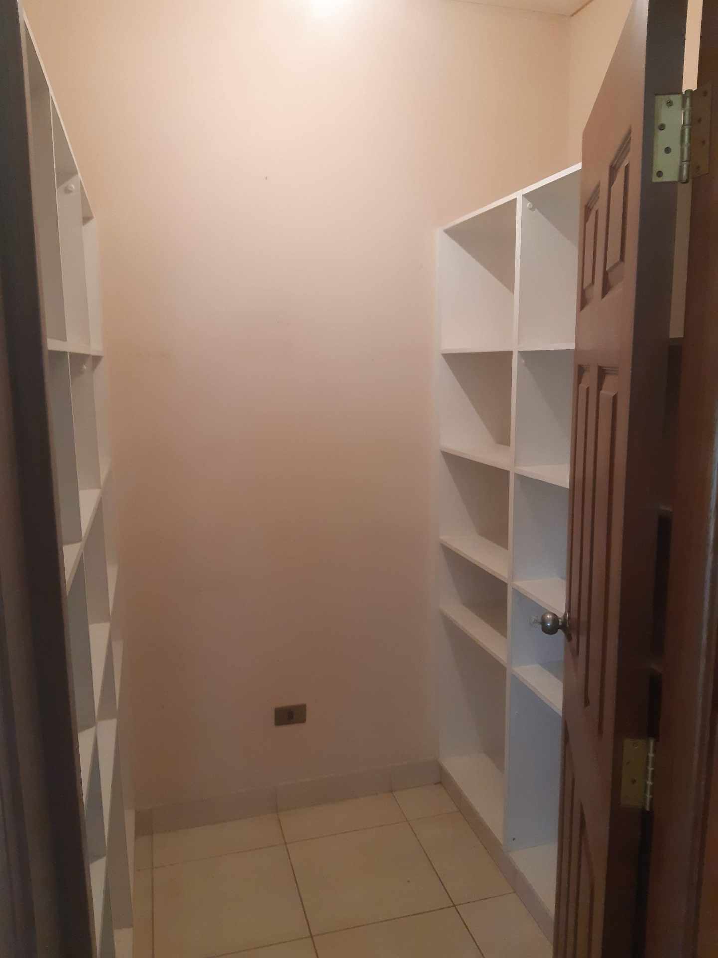 Casa en Villa Taquiña en Cochabamba 5 dormitorios 5 baños 3 parqueos Foto 36