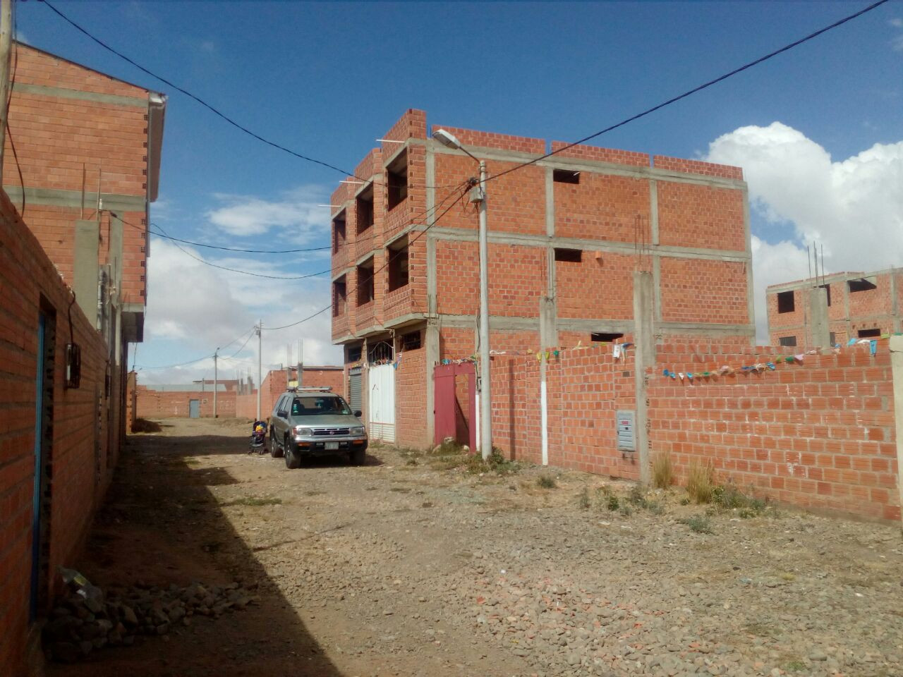 Casa en 16 de Julio en El Alto 1 dormitorios 1 baños  Foto 2